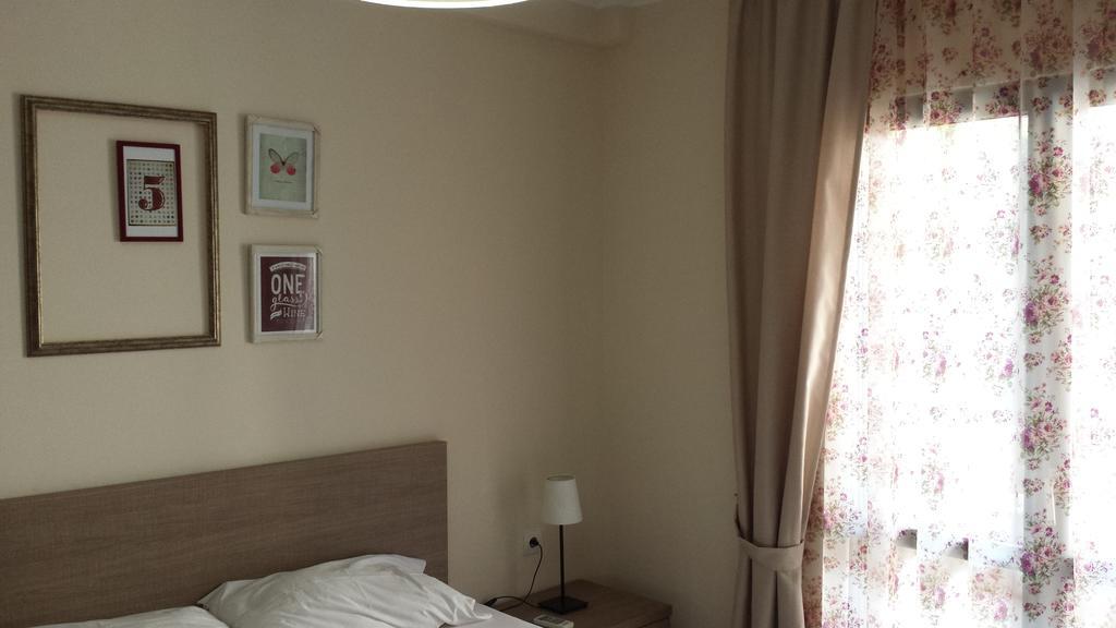Apartments Fortunella بودفا الغرفة الصورة